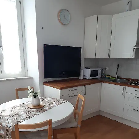 Un Tocco Di Mare * Чивитанова-Марке