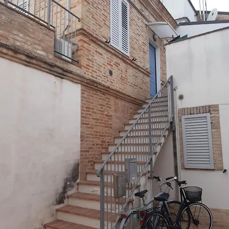 Un Tocco Di Mare Apartment *